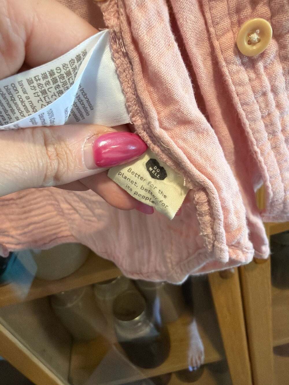 Madewell Pink Gauze Short Sleeve Duo-Pocket Button-Down Shirt - Picture 3 of 4